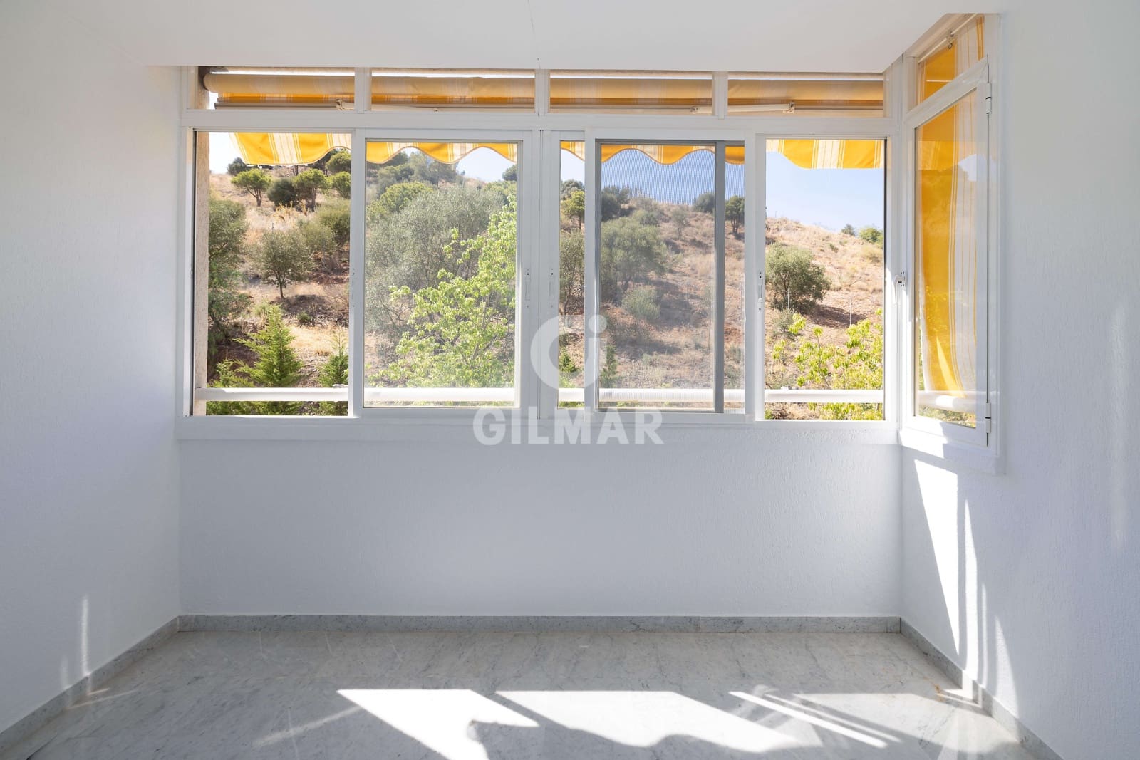 4 slaapkamer Flat te koop in Malaga stad met zwembad garage - € 850.000 (Ref: 9976166)