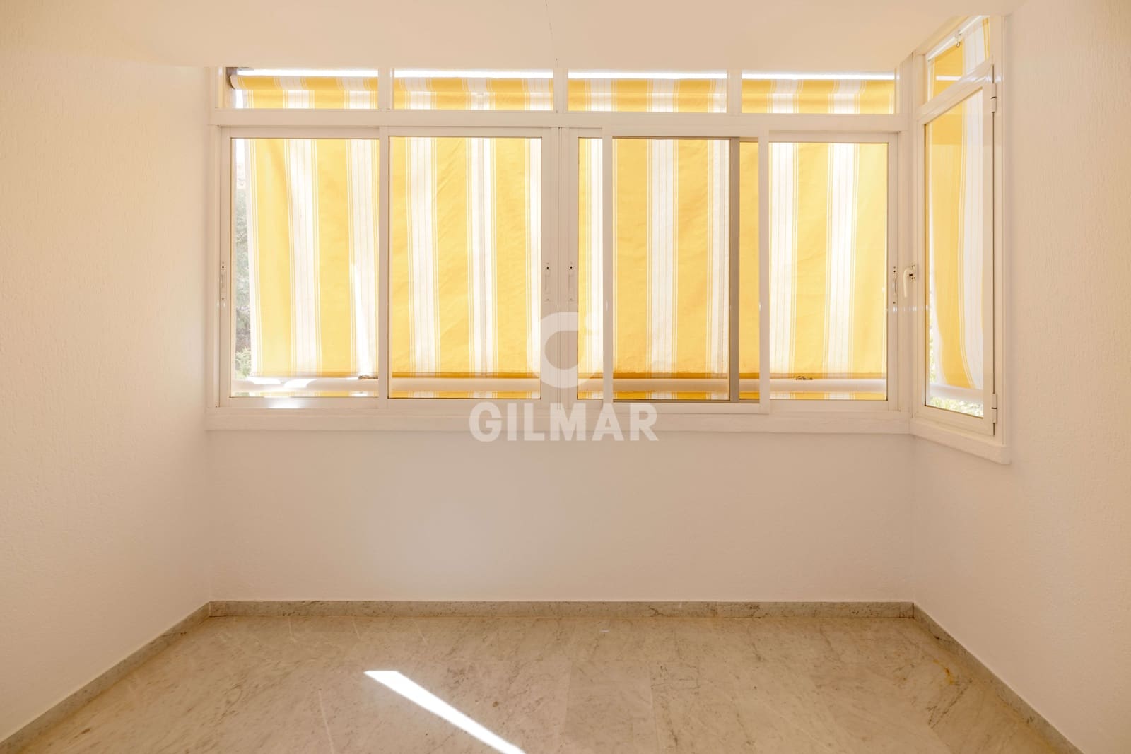 4 slaapkamer Flat te koop in Malaga stad met zwembad garage - € 850.000 (Ref: 9976166)