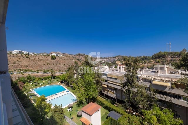4 Zimmer Wohnung zu verkaufen in El Limonar, Málaga Stadt mit Pool Garage - 850.000 € (Ref: 9976166)