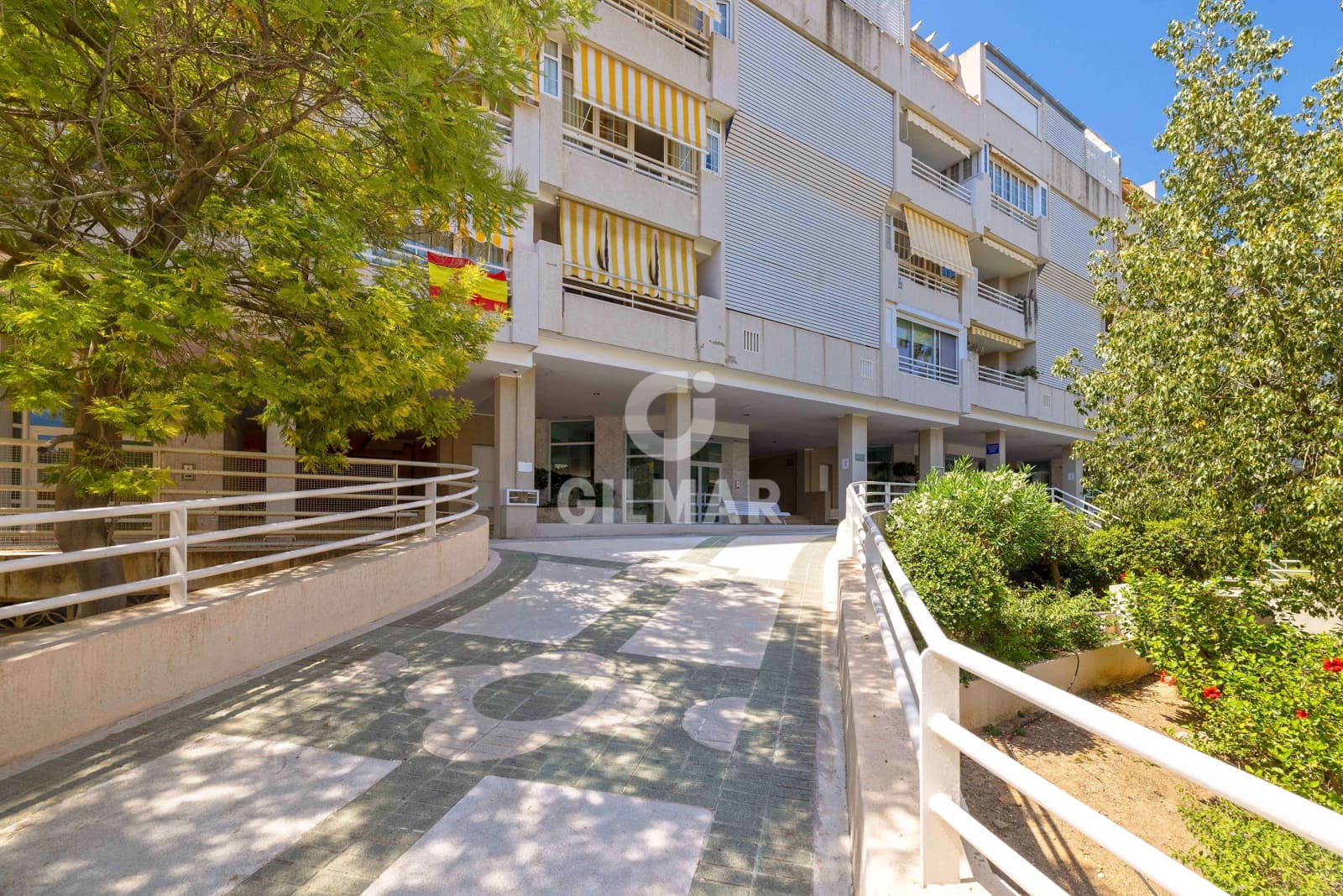4 slaapkamer Flat te koop in Malaga stad met zwembad garage - € 850.000 (Ref: 9976166)