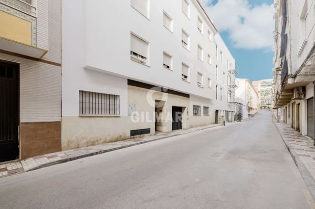 2 soveværelse Lejlighed til salg i Parque Victoria Eugenia, Málaga by med garage - € 280.000 (Ref: 9976167)