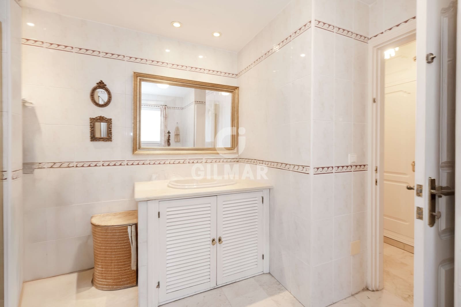 2 slaapkamer Flat te koop in Malaga stad - € 480.000 (Ref: 9976434)