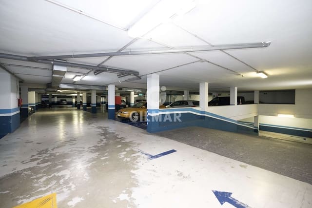 Garasje til salgs i Perchel Sur, Málaga by - € 49 900 (Ref: 9976435)