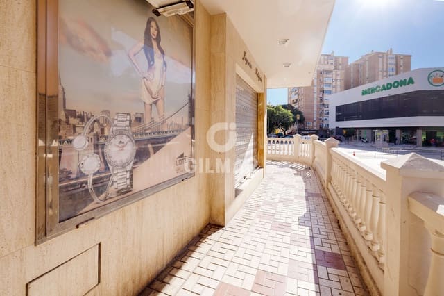 Kommersiell til salgs i Carretera de Cadiz, Málaga by - € 154 000 (Ref: 9976436)