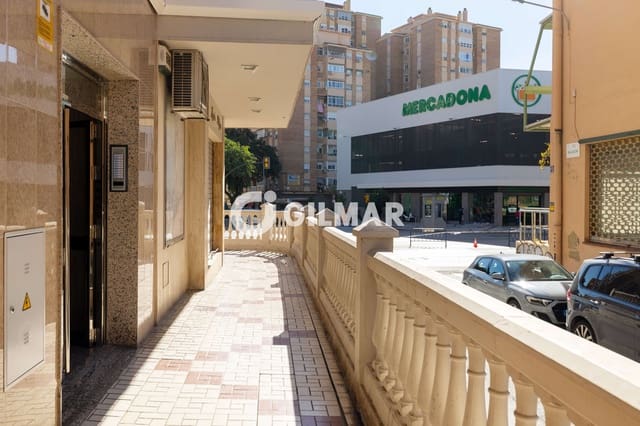 Komercyjne na sprzedaż w Carretera de Cadiz, Miasto Málaga - 154 000 € (Ref: 9976436)