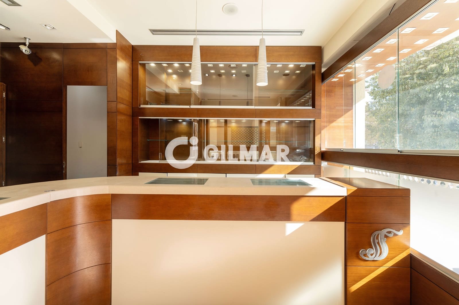 Commercieel te koop in Malaga stad - € 154.000 (Ref: 9976436)