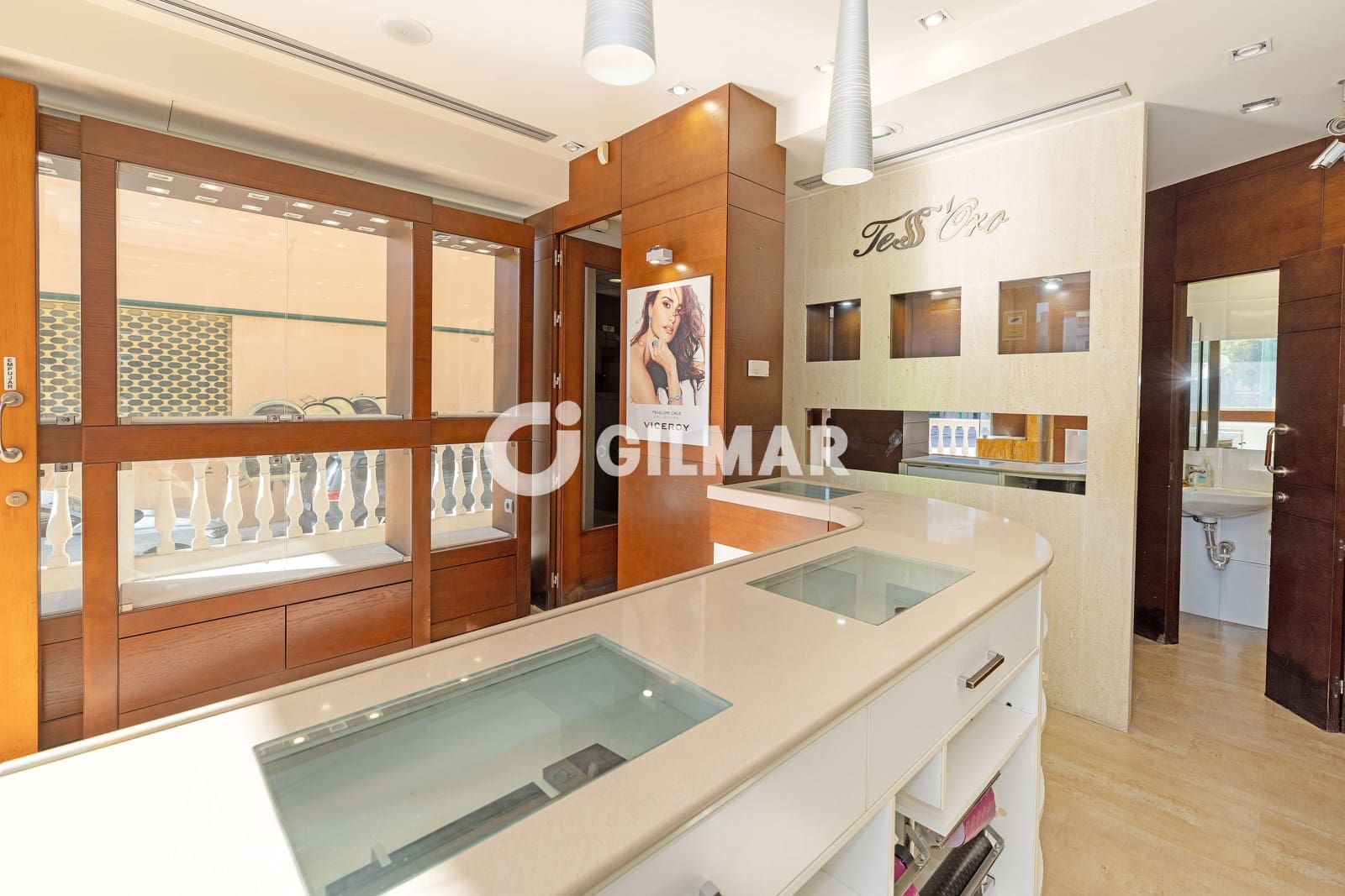 Commercieel te koop in Malaga stad - € 154.000 (Ref: 9976436)