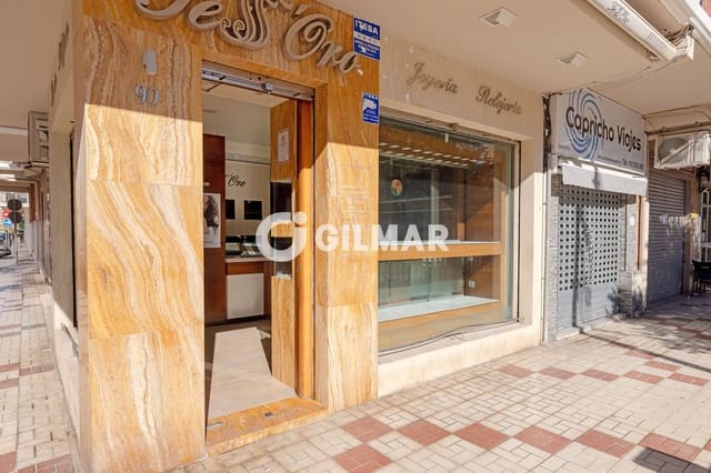Komercyjne na sprzedaż w Carretera de Cadiz, Miasto Málaga - 154 000 € (Ref: 9976436)