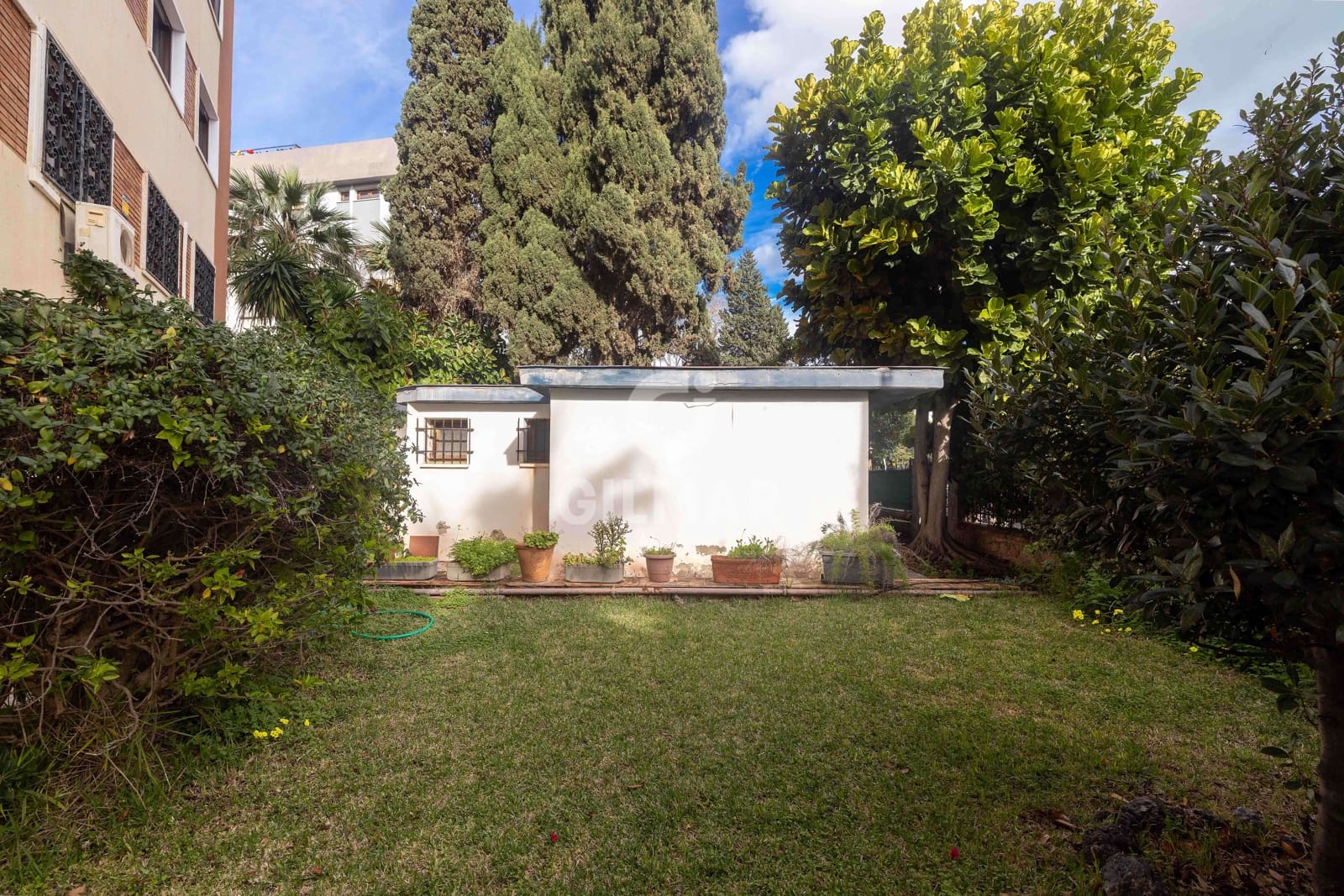 Erhverv til salg i Malaga by - € 495.000 (Ref: 9976437)