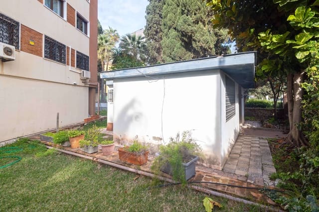 Erhverv til salg i El Limonar, Málaga by - € 495.000 (Ref: 9976437)