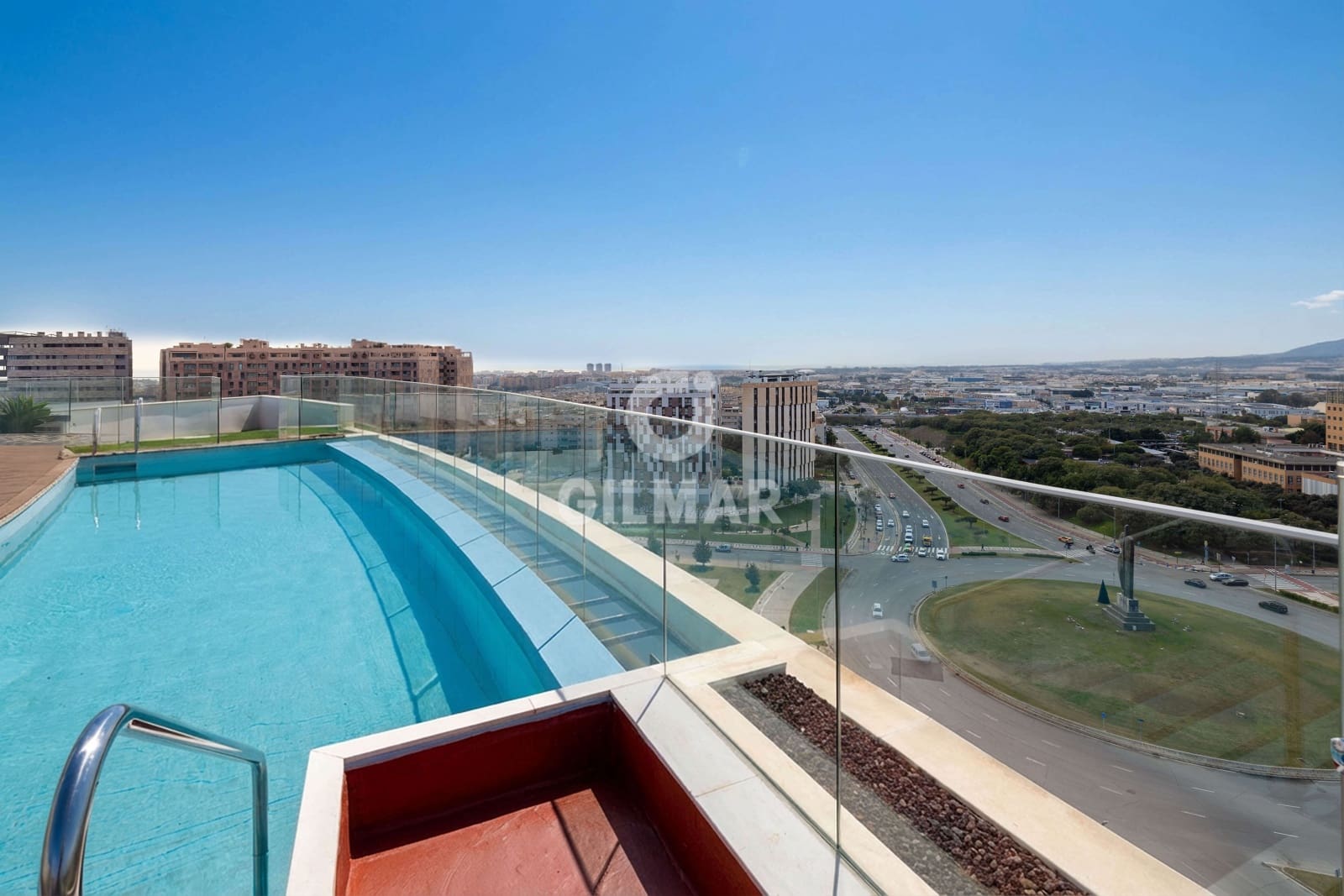 Ático de 4 habitaciones en Málaga ciudad en venta con piscina garaje - 998.000 € (Ref: 9976438)