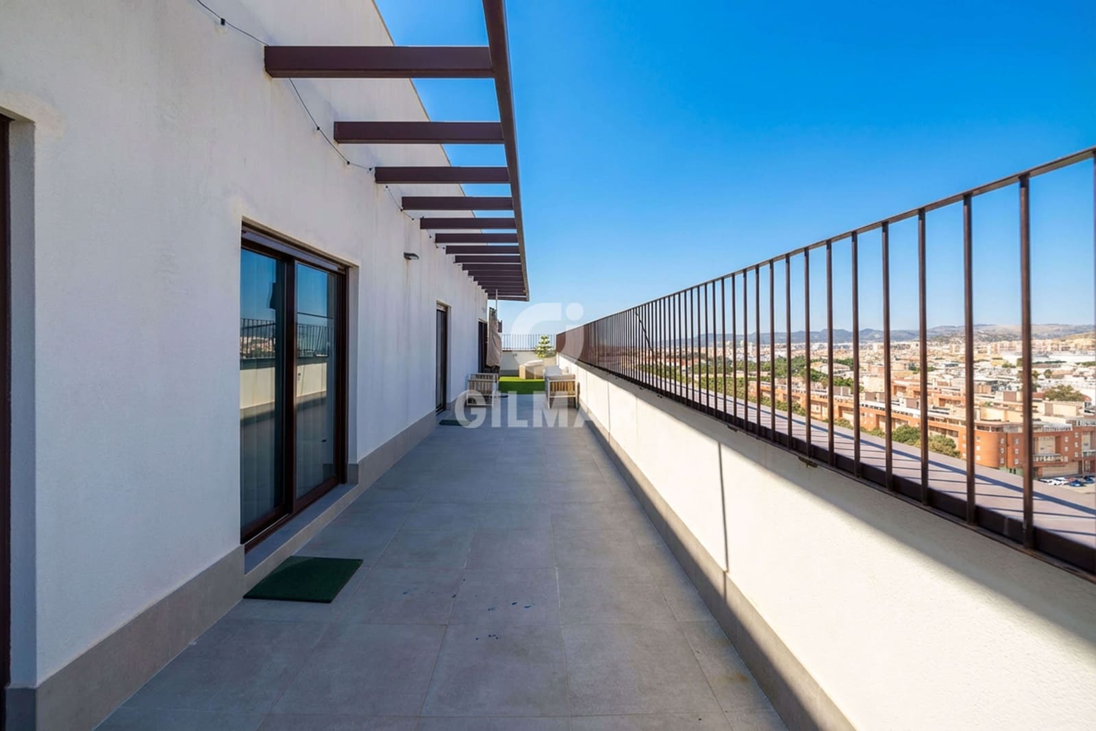 Ático de 4 habitaciones en Málaga ciudad en venta con piscina garaje - 998.000 € (Ref: 9976438)