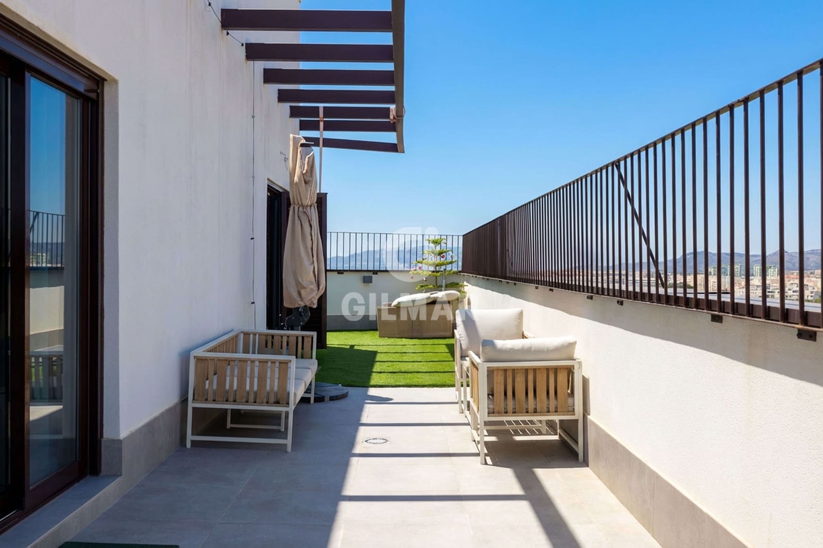 Ático de 4 habitaciones en Málaga ciudad en venta con piscina garaje - 998.000 € (Ref: 9976438)
