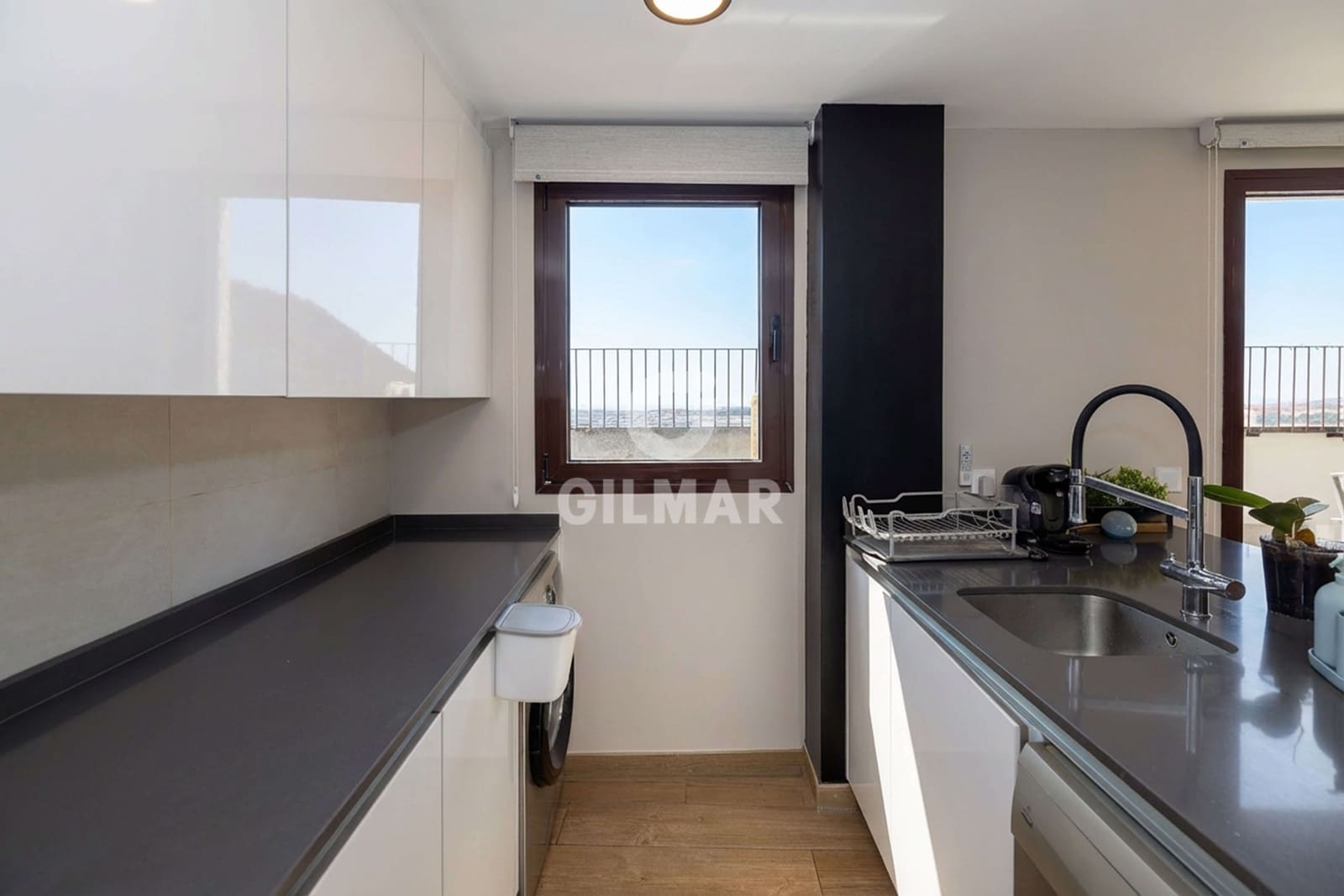 Ático de 4 habitaciones en Málaga ciudad en venta con piscina garaje - 998.000 € (Ref: 9976438)