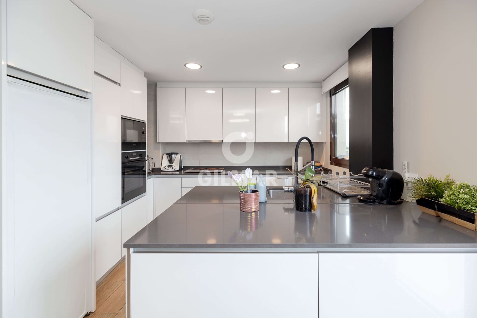 Ático de 4 habitaciones en Málaga ciudad en venta con piscina garaje - 998.000 € (Ref: 9976438)