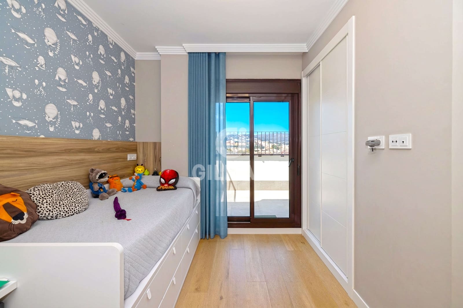 Ático de 4 habitaciones en Málaga ciudad en venta con piscina garaje - 998.000 € (Ref: 9976438)
