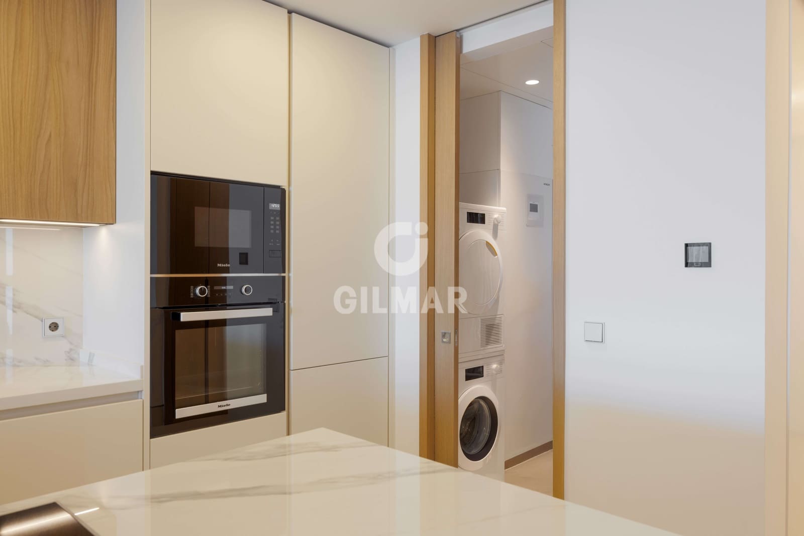2 chambre Appartement à vendre à Malaga ville avec piscine garage - 1 495 000 € (Ref: 9976439)