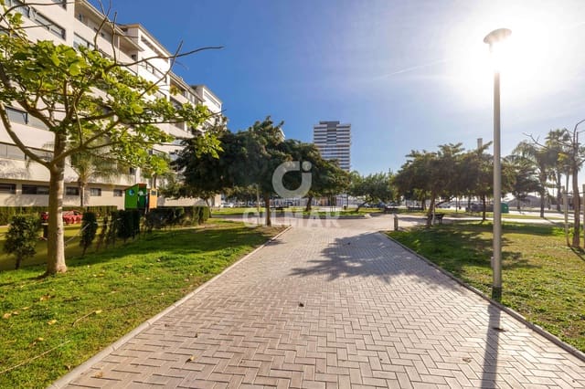 3 soveværelse Penthouse til salg i Finca El Pato, Málaga by med garage - € 625.000 (Ref: 9976440)