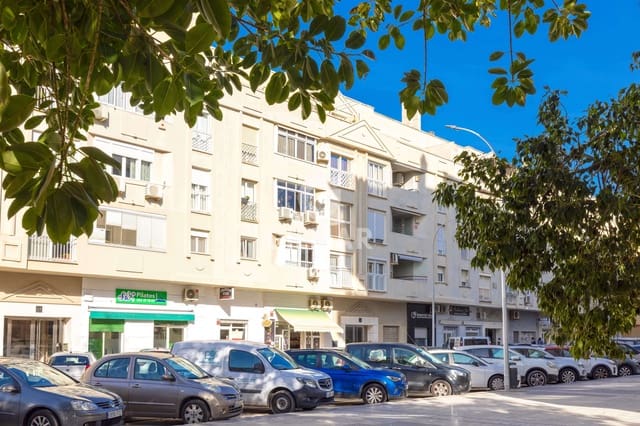 3 soveværelse Penthouse til salg i Finca El Pato, Málaga by med garage - € 625.000 (Ref: 9976440)