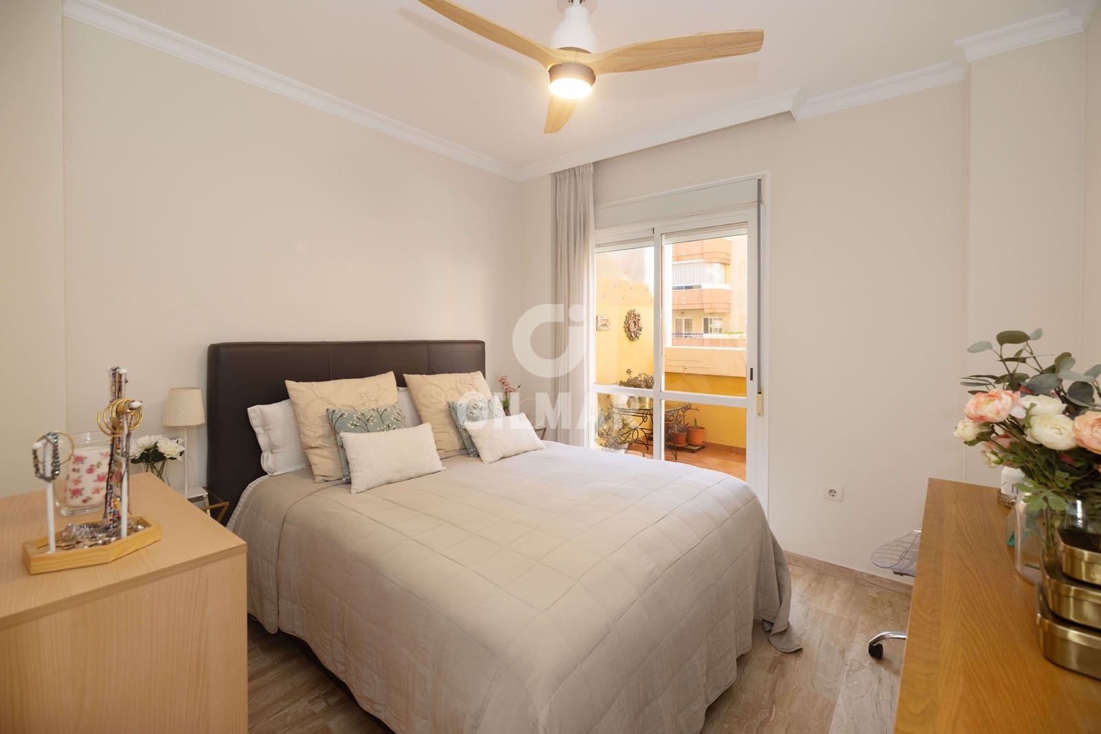 3 sypialnia Mieszkanie na sprzedaż w Miasto Malaga z basenem garażem - 649 000 € (Ref: 9976441)