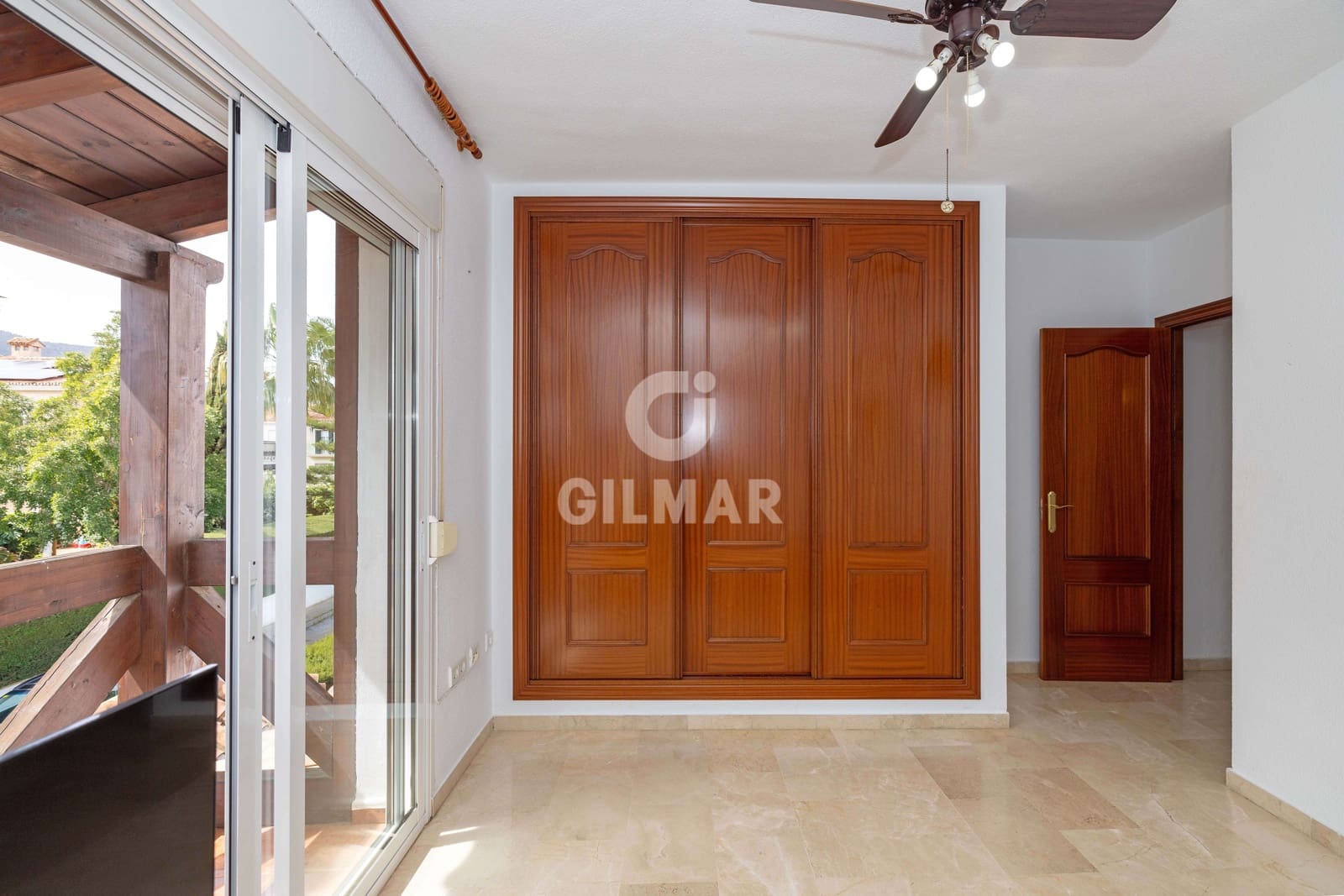 5 slaapkamer Villa te koop in Alhaurin de la Torre met zwembad garage - € 799.000 (Ref: 9976446)
