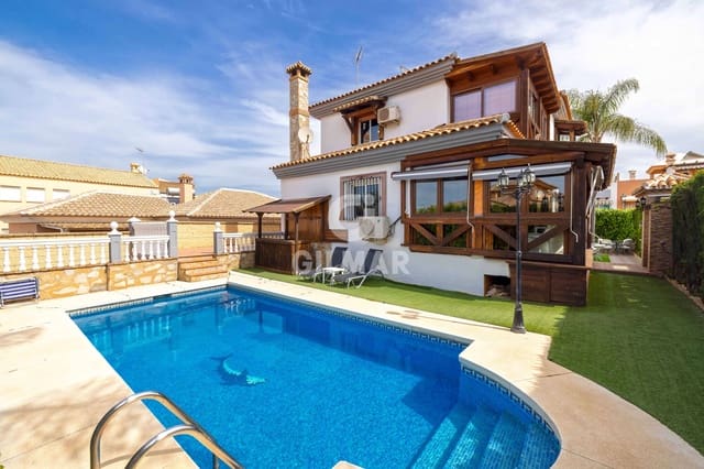 5 Zimmer Villa zu verkaufen in Alhaurín de la Torre mit Pool Garage - 799.000 € (Ref: 9976446)