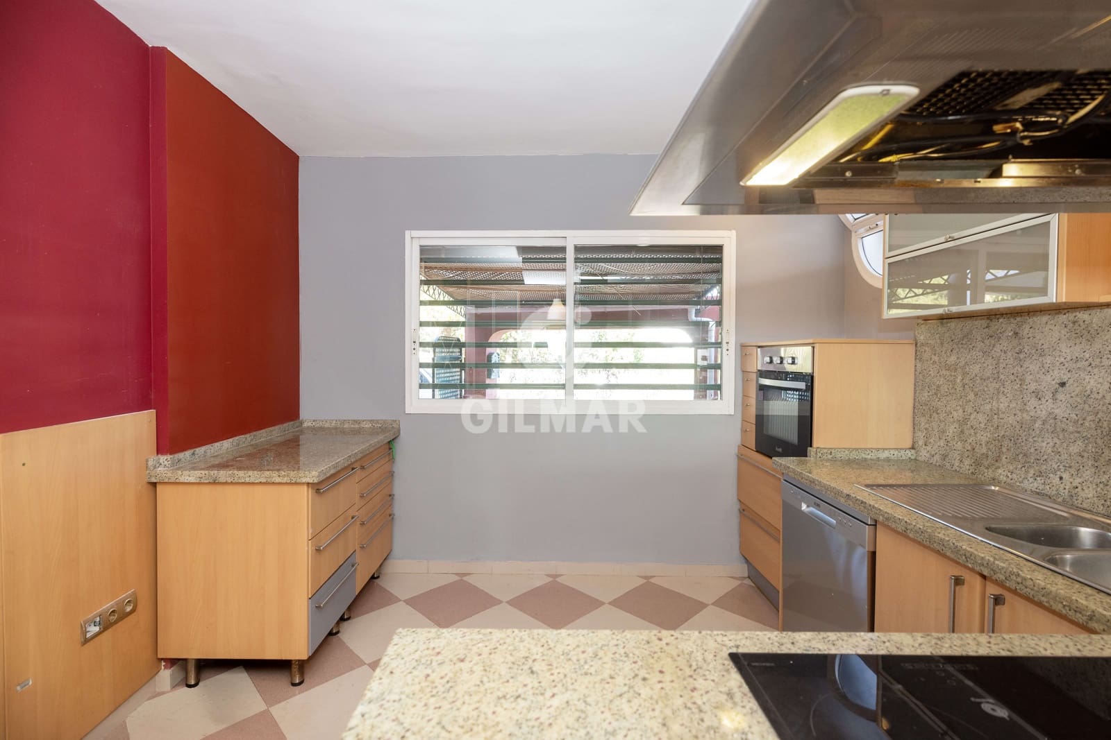 5 slaapkamer Rijtjeshuis te koop in Malaga stad met zwembad garage - € 950.000 (Ref: 9976447)