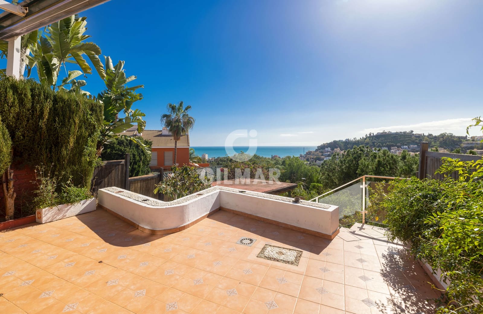 5 slaapkamer Rijtjeshuis te koop in Malaga stad met zwembad garage - € 950.000 (Ref: 9976447)