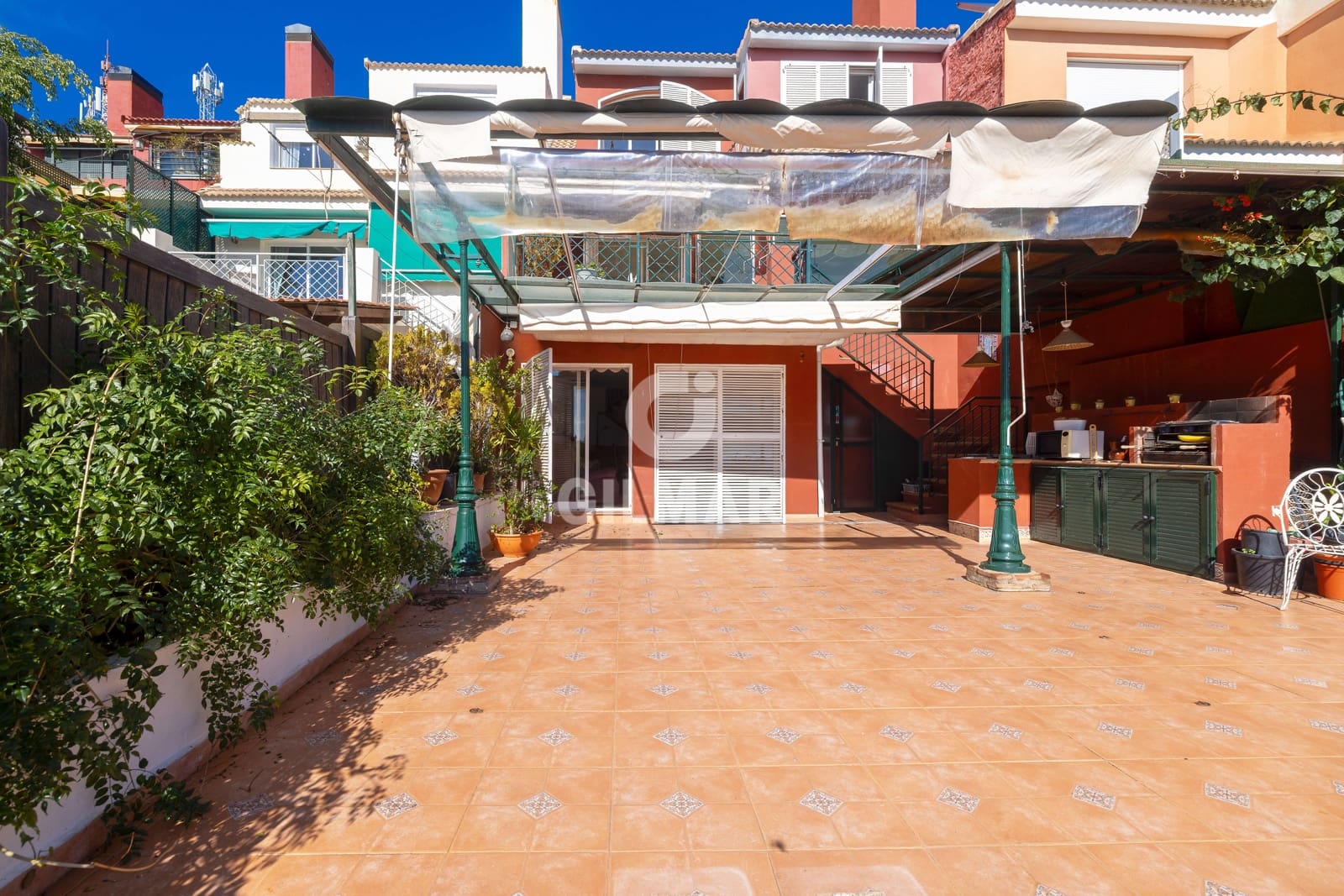 5 slaapkamer Rijtjeshuis te koop in Malaga stad met zwembad garage - € 950.000 (Ref: 9976447)