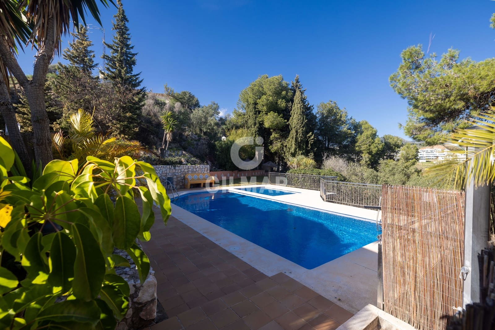 5 slaapkamer Rijtjeshuis te koop in Malaga stad met zwembad garage - € 950.000 (Ref: 9976447)