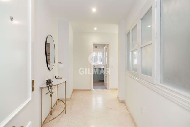 3 soveværelse Lejlighed til salg i Centro Historico, Málaga by - € 770.000 (Ref: 9976448)