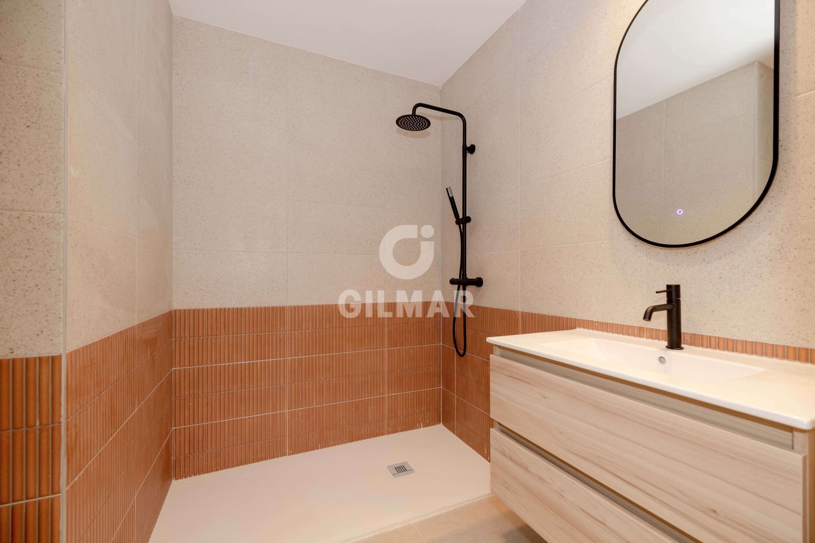 3 slaapkamer Flat te koop in Malaga stad - € 390.000 (Ref: 9976449)