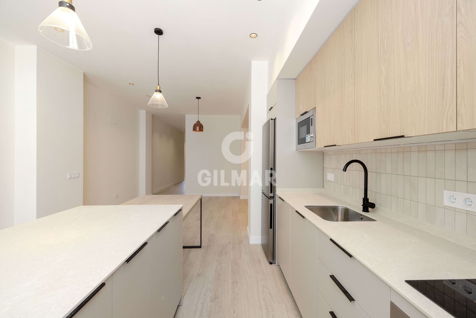 3 slaapkamer Flat te koop in Malaga stad - € 390.000 (Ref: 9976449)
