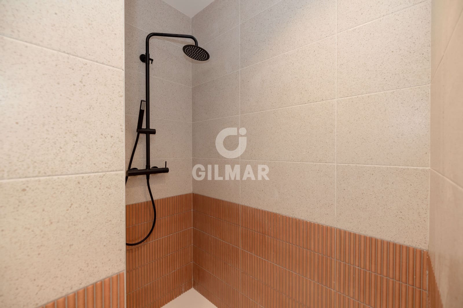 3 slaapkamer Flat te koop in Malaga stad - € 425.000 (Ref: 9976450)