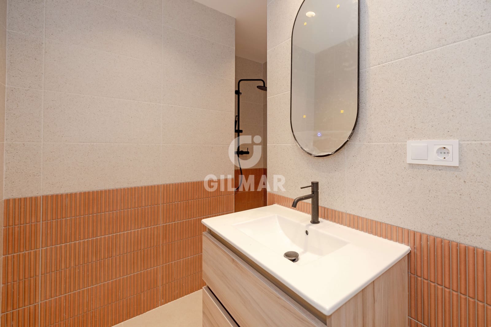 3 slaapkamer Flat te koop in Malaga stad - € 425.000 (Ref: 9976450)