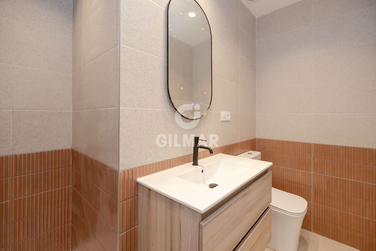 3 slaapkamer Flat te koop in Malaga stad - € 425.000 (Ref: 9976450)