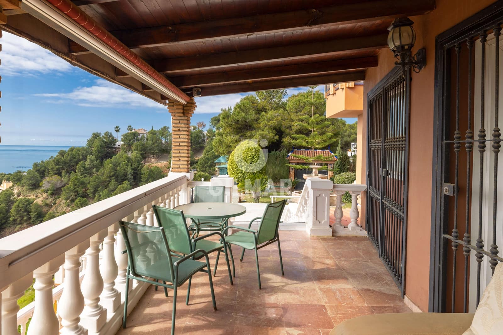 10 soverom Villa til salgs i Malaga by med svømmebasseng garasje - € 2 600 000 (Ref: 9976452)