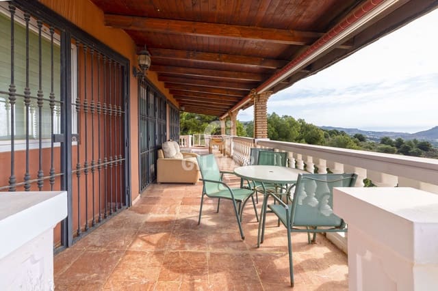 10 soverom Villa til salgs i Lomas de San Anton, Málaga by med svømmebasseng garasje - € 2 600 000 (Ref: 9976452)
