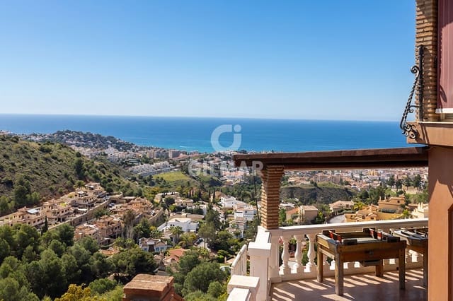 10 soverom Villa til salgs i Lomas de San Anton, Málaga by med svømmebasseng garasje - € 2 600 000 (Ref: 9976452)
