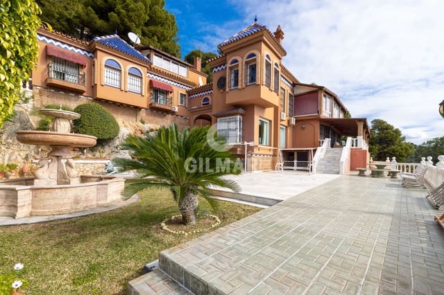 10 soverom Villa til salgs i Lomas de San Anton, Málaga by med svømmebasseng garasje - € 2 600 000 (Ref: 9976452)