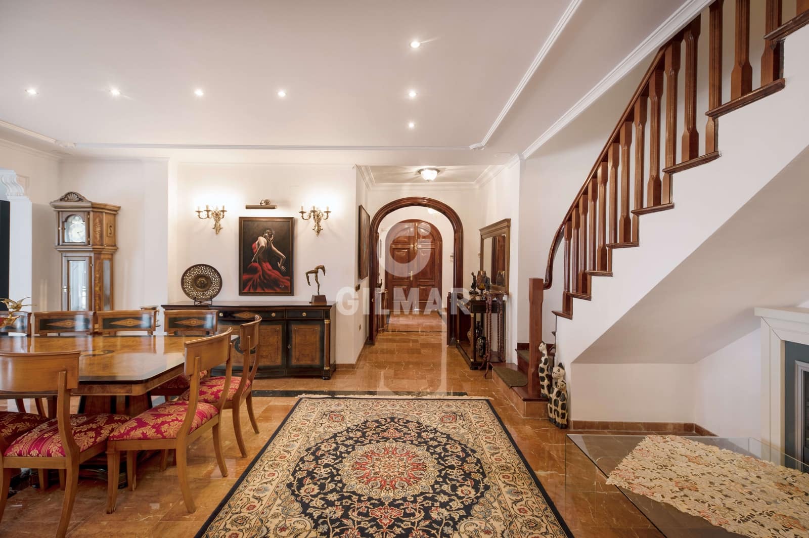 10 soverom Villa til salgs i Malaga by med svømmebasseng garasje - € 2 600 000 (Ref: 9976452)