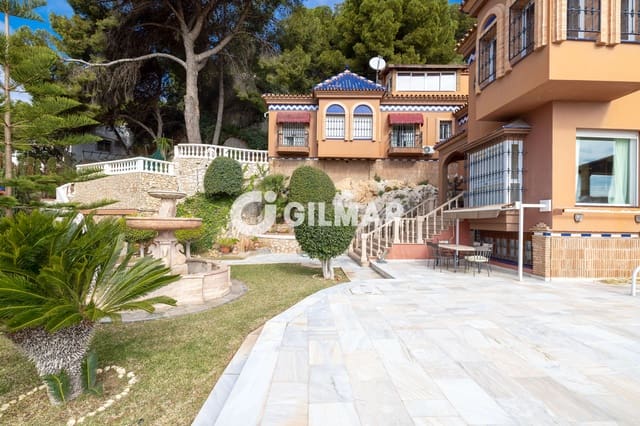 Chalet de 10 habitaciones en Lomas de San Anton, Málaga ciudad en venta con piscina garaje - 2.600.000 € (Ref: 9976452)