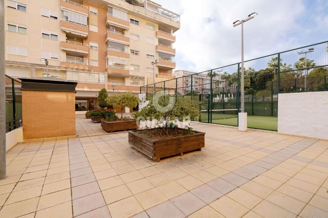 Ático de 3 habitaciones en Cañada de los Cardos, Málaga ciudad en venta con piscina garaje - 550.000 € (Ref: 9976454)