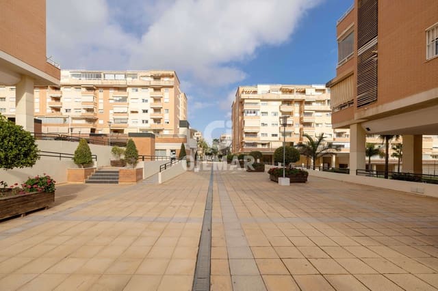 Ático de 3 habitaciones en Cañada de los Cardos, Málaga ciudad en venta con piscina garaje - 550.000 € (Ref: 9976454)
