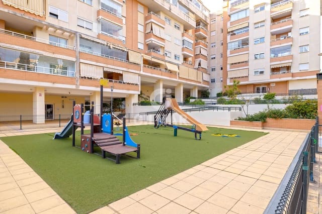 Ático de 3 habitaciones en Cañada de los Cardos, Málaga ciudad en venta con piscina garaje - 550.000 € (Ref: 9976454)