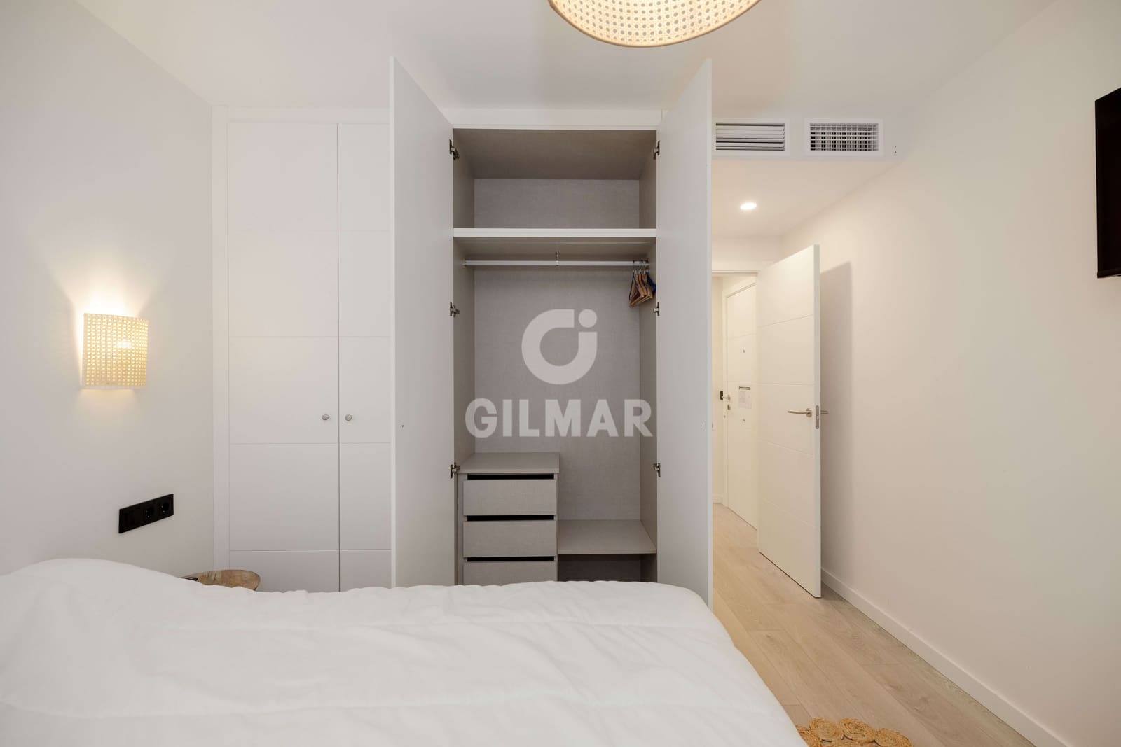 1 soverom Leilighet til salgs i Malaga by med garasje - € 325 000 (Ref: 9976456)