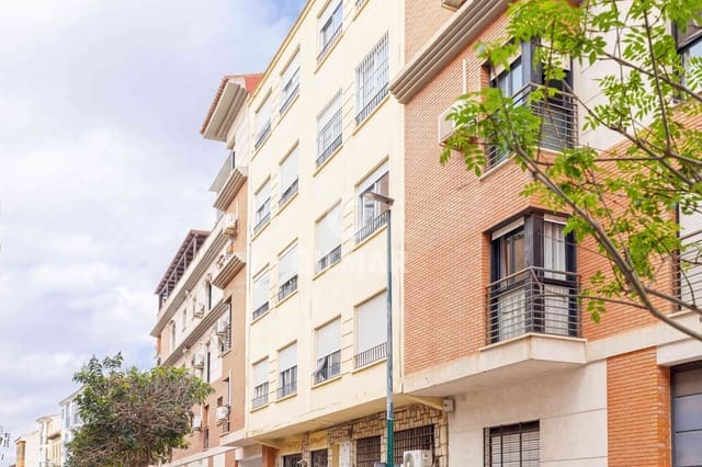 Piso de 3 habitaciones en Lagunillas, Málaga ciudad en venta - 285.000 € (Ref: 9976457)