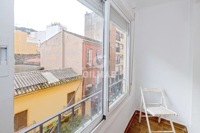 Piso de 3 habitaciones en Lagunillas, Málaga ciudad en venta - 285.000 € (Ref: 9976457)