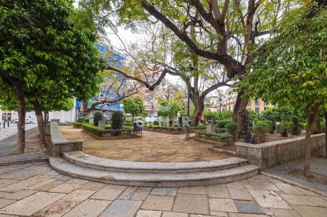 Piso de 3 habitaciones en Lagunillas, Málaga ciudad en venta - 285.000 € (Ref: 9976457)