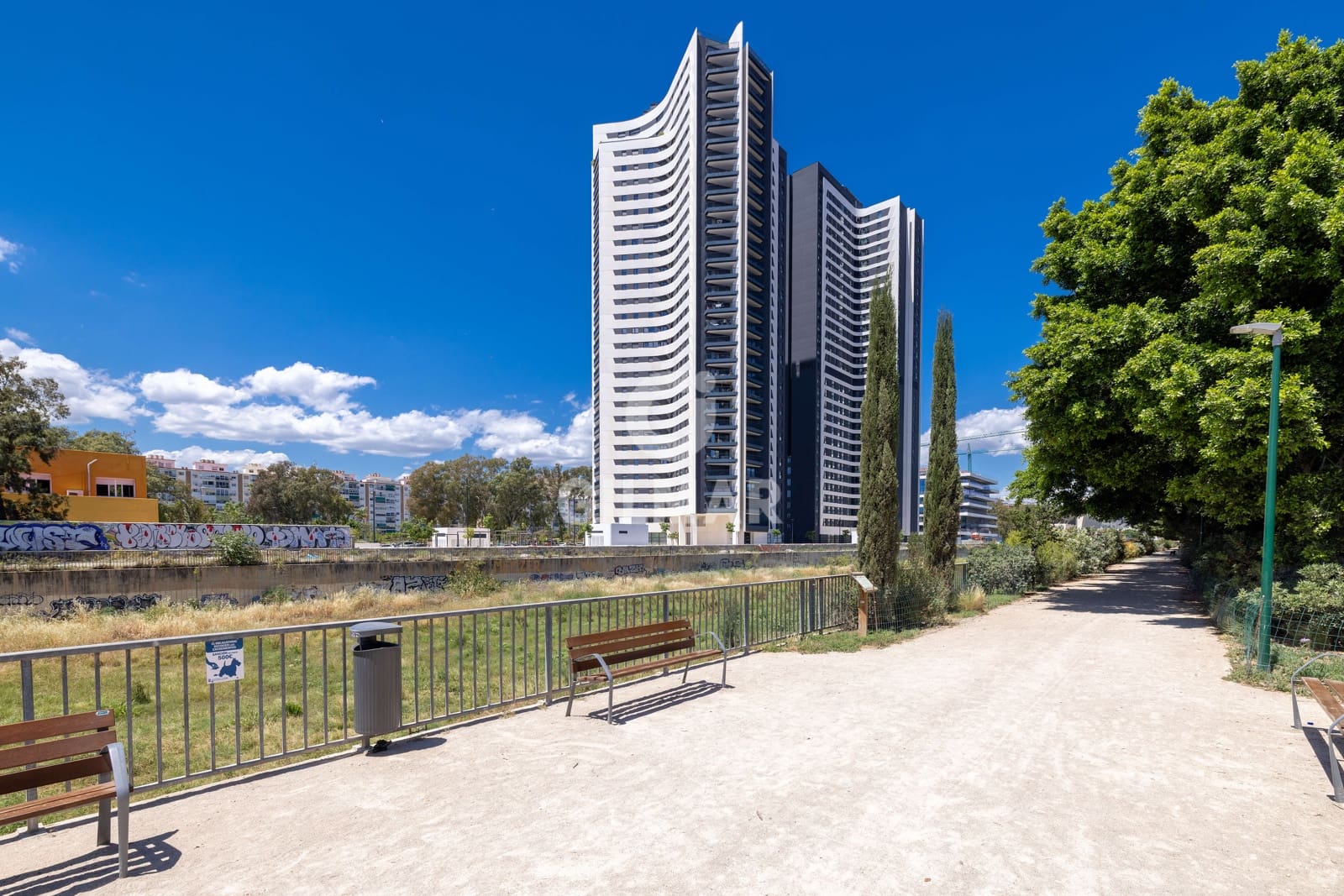 Bouwgrond te koop in Malaga stad - € 195.000 (Ref: 9976458)